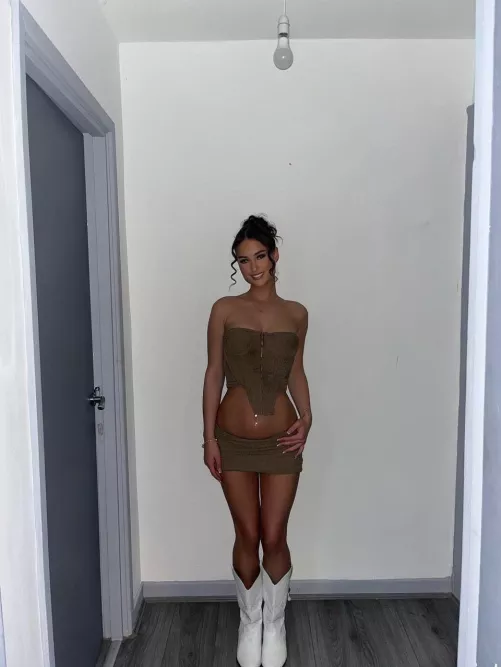 Thoughts on my body by Scary_Pineapple2302