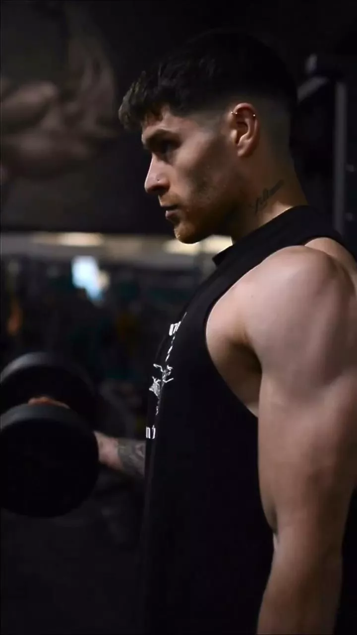 trying to beat single guy blues by working out posted by GringoNoBrasil2013