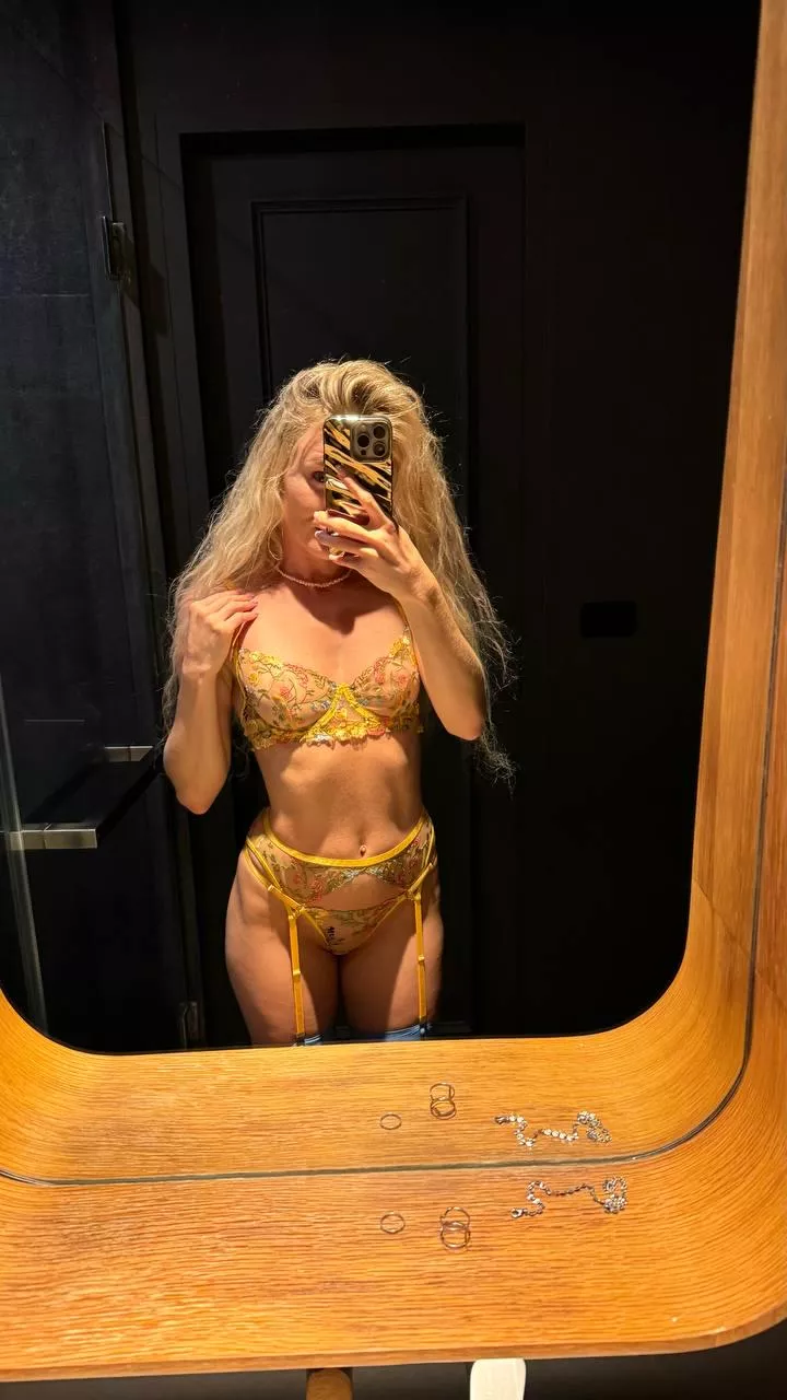 Young babe thats needs help help tp take this set off posted by white__pony