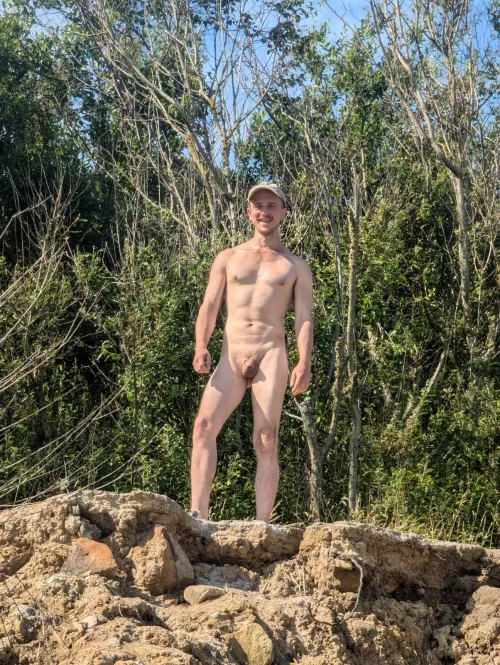 A walk along the coast  by andrewthelifemodel