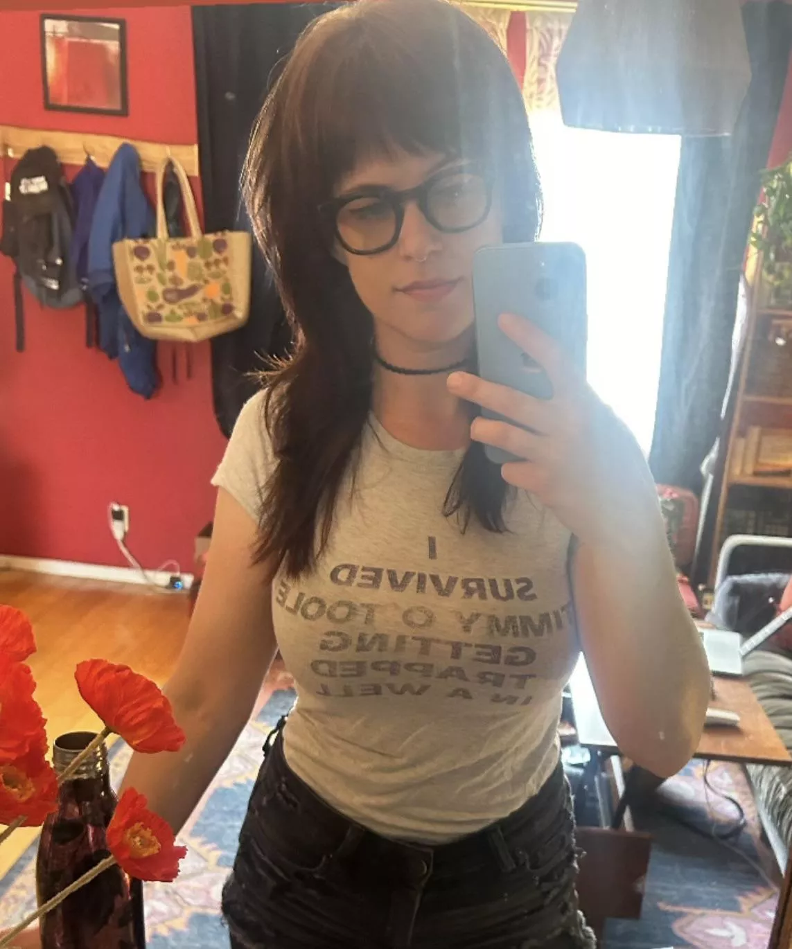 Allie Goertz (Comedian/Singer) posted by Middle_Chain_544