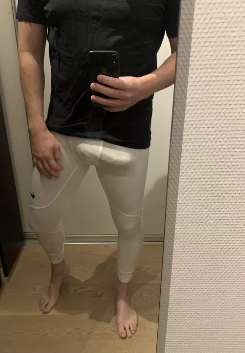 Bulging a bit today☺️ by Additional_Bake140