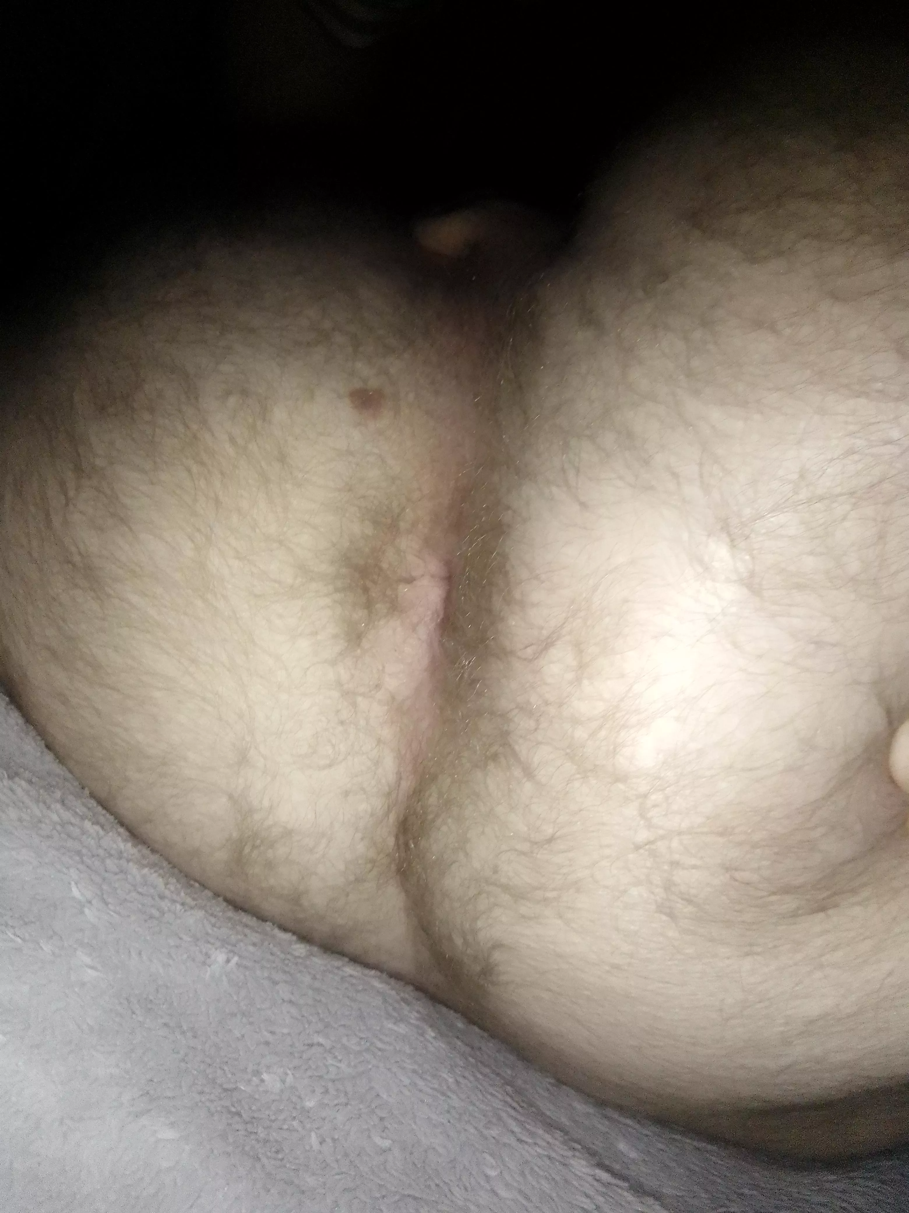 Do you like hairy man hole?  posted by Nano3689