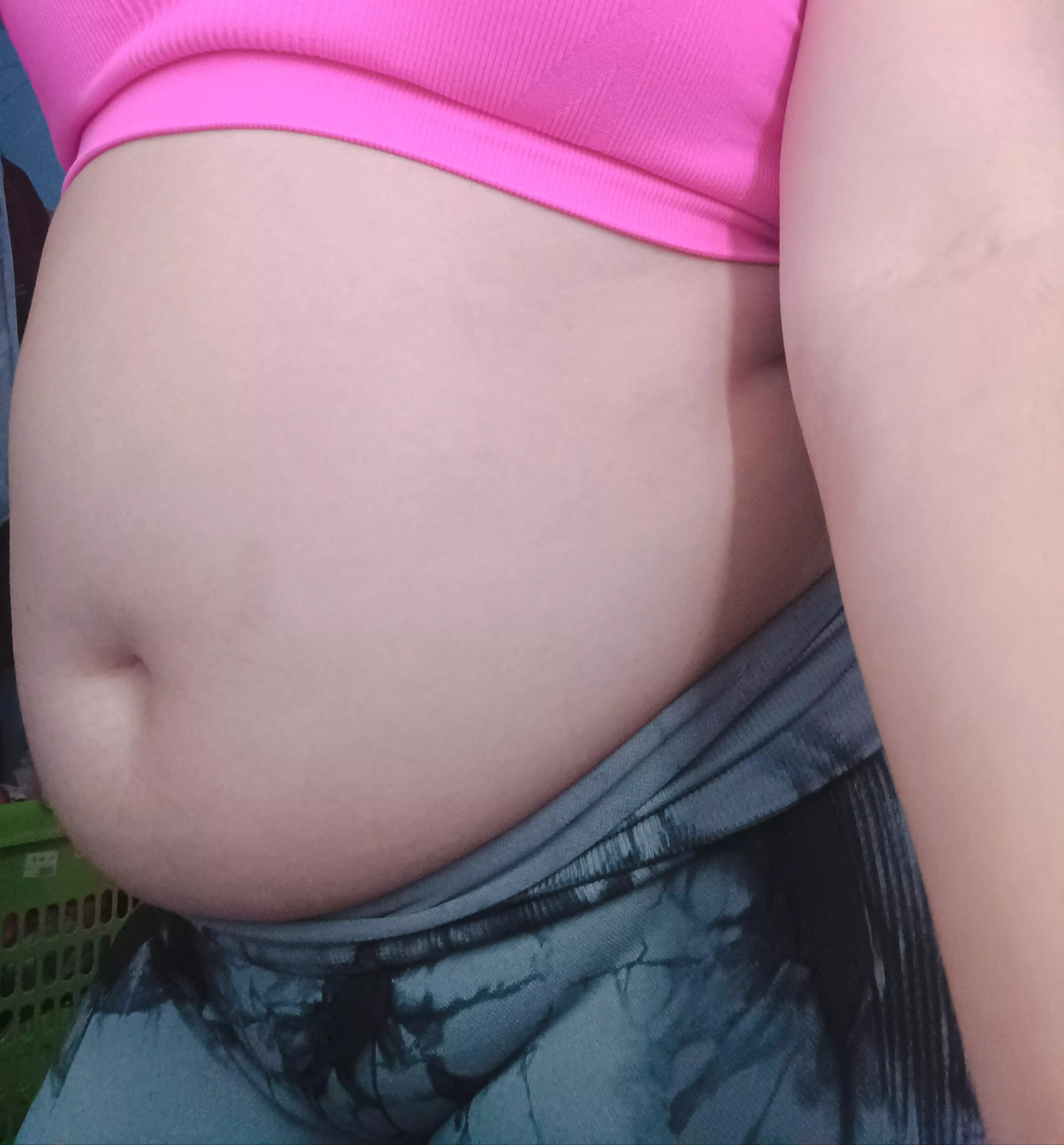 Does anyone want to see me fill my belly? posted by ivanelysS