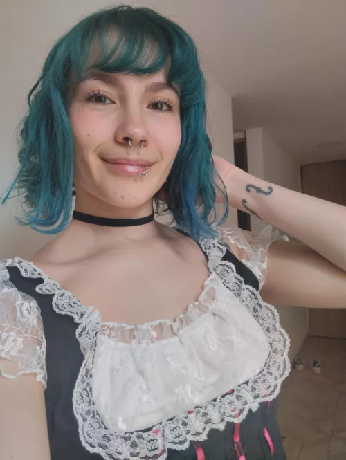 In love with my short blue hair by sofia-imoon