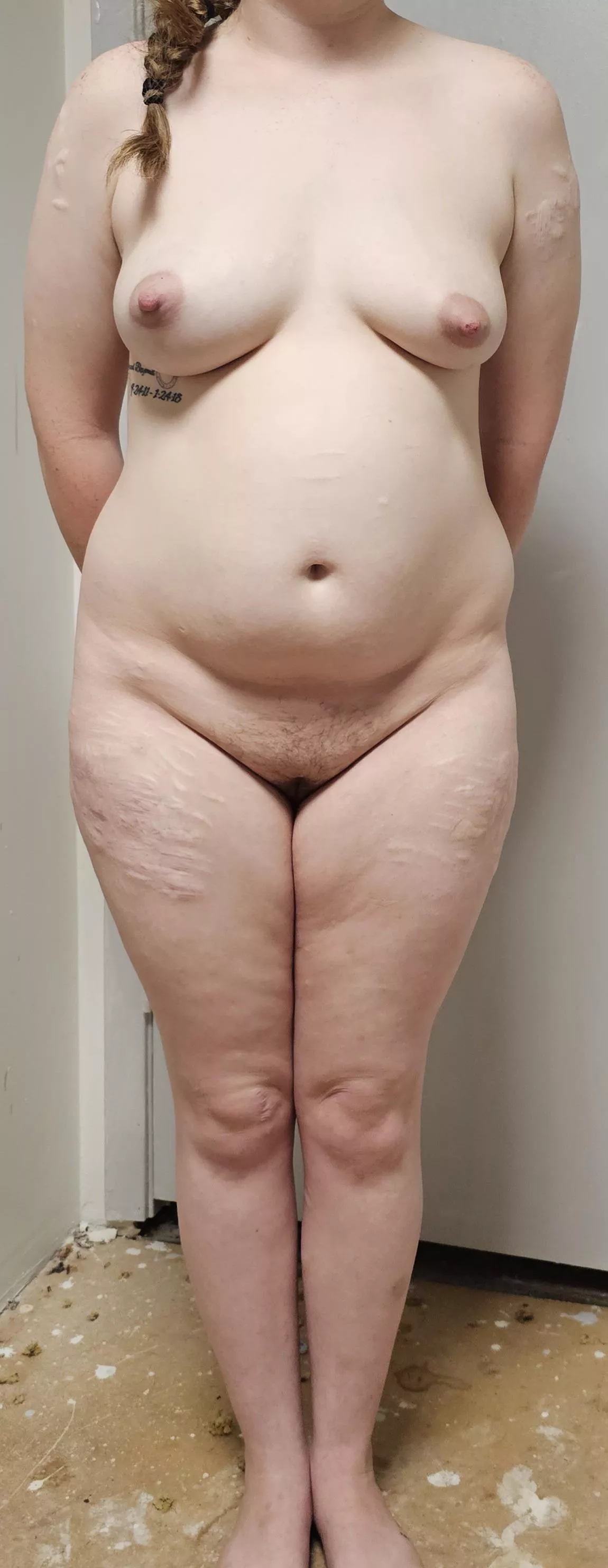 I've been told I'm too big (f) posted by maeble69