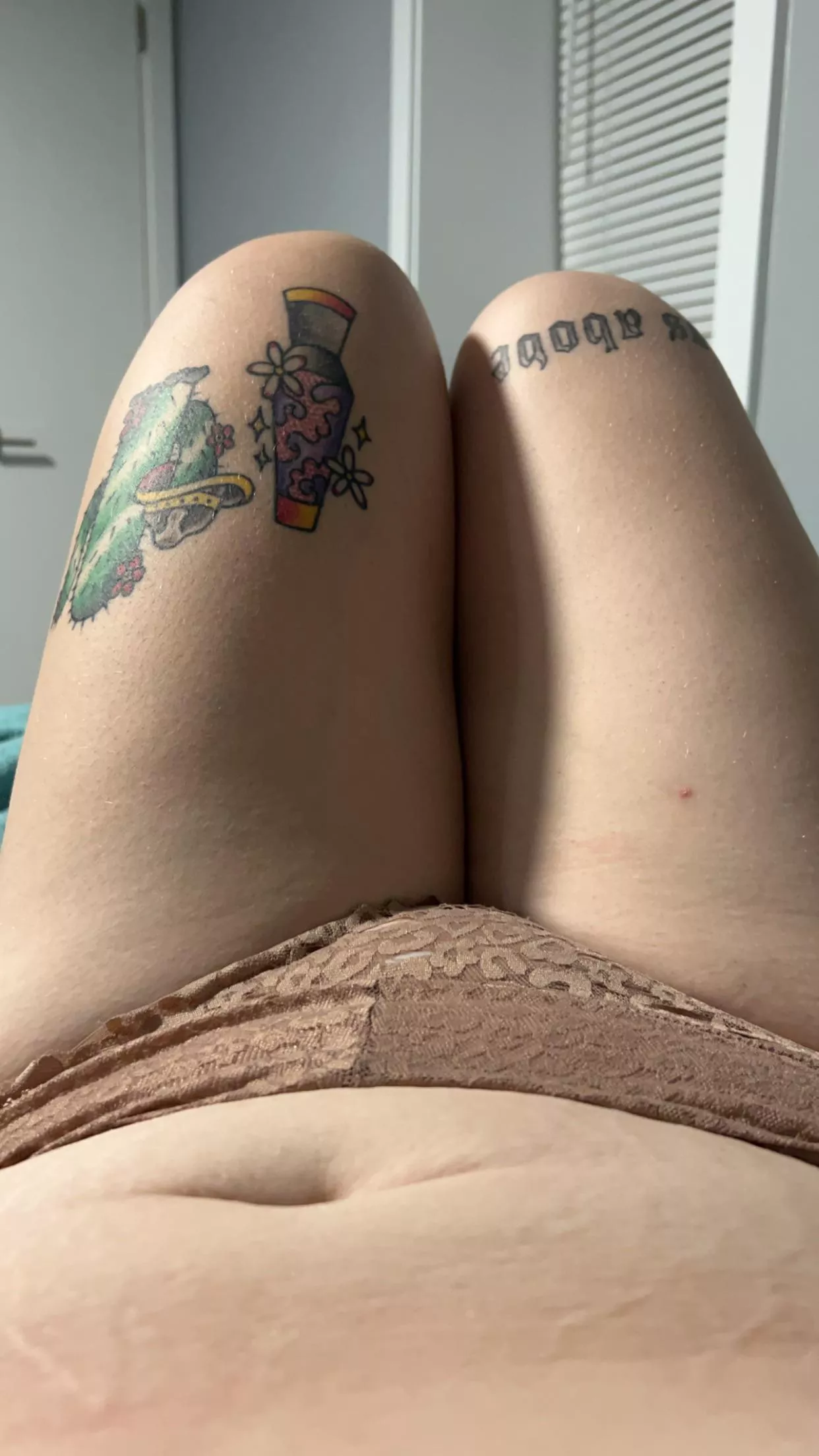 Just a lazy Tuesday night 😋 posted by Used-Reward8882