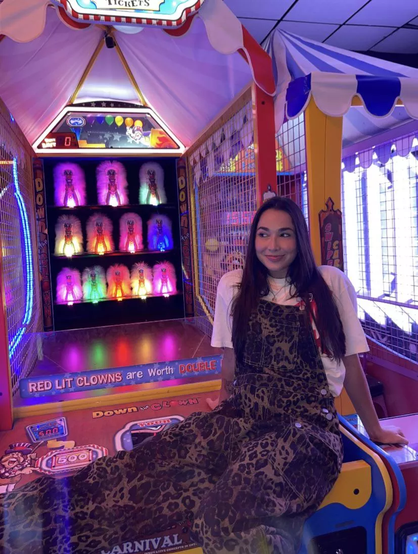 Karlee Grey  posted by InspectorLocal3509