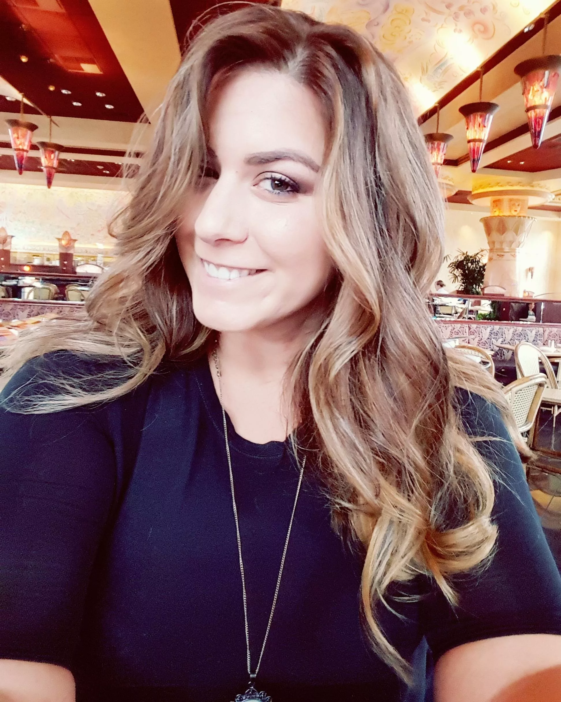 London Andrews  posted by evenflow_2991