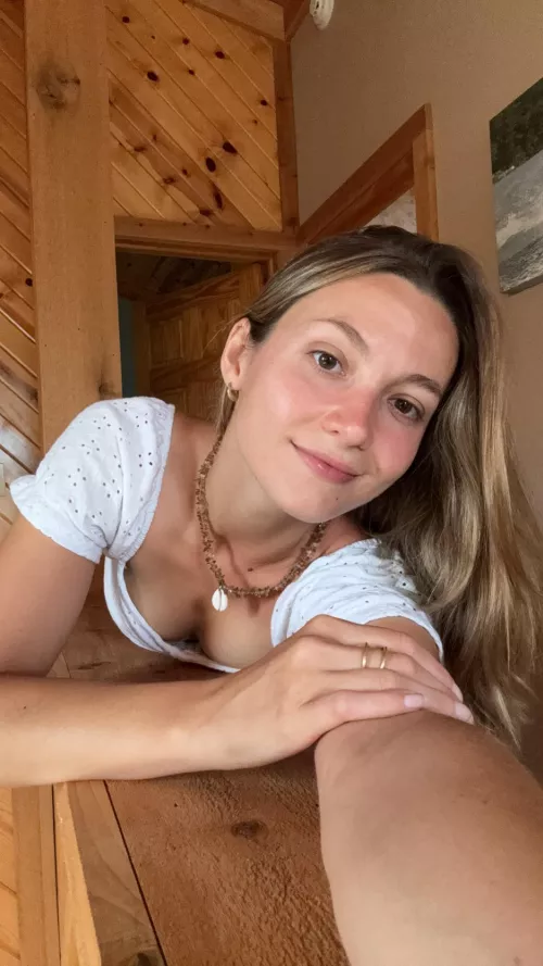 No makeup selfie 🥰 [f] by CarleyBee123