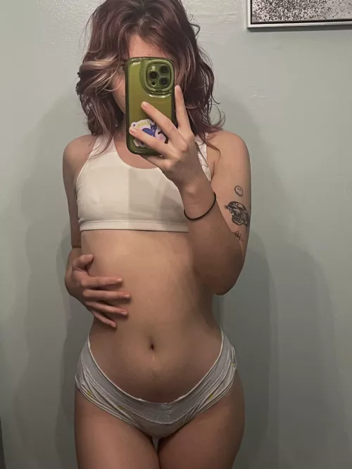 Should be between my thighs… by lilyydayy