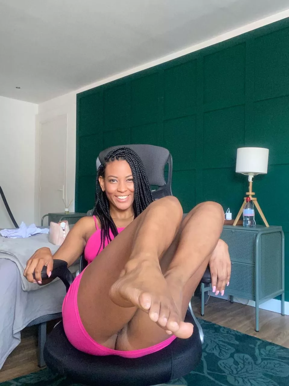 Simple and natural ebony girls are sexy.
 posted by Glittering-bb