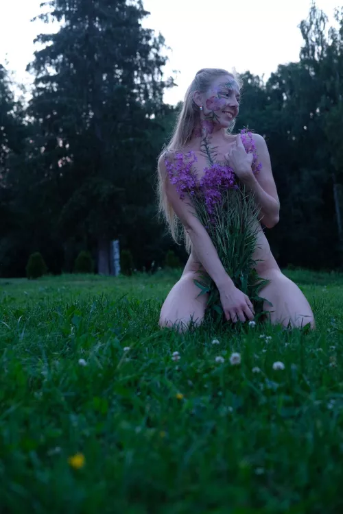 Summer evening by Artanni55