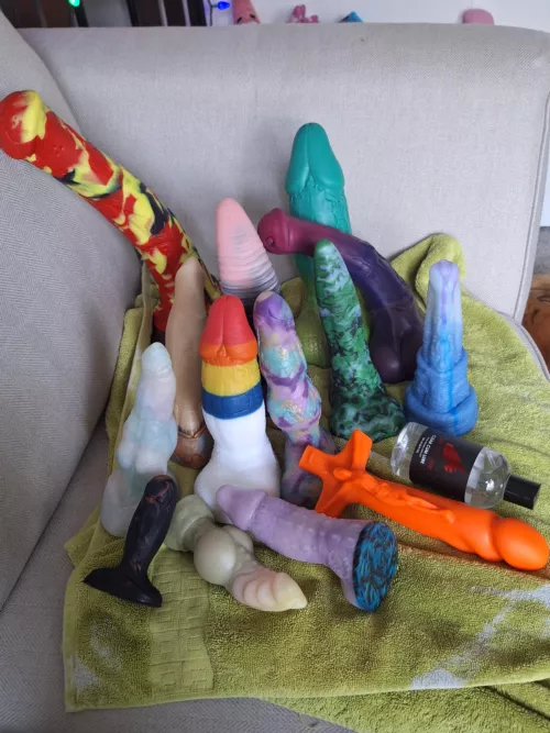 Toying all day. A rare treat 🩷 by BaphometsBlood_