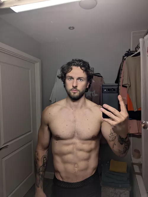 What ya looking at?  by Old-Contribution2960