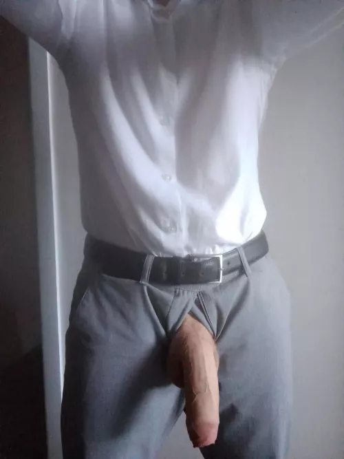 [43] hard day at work by hard_builder_87