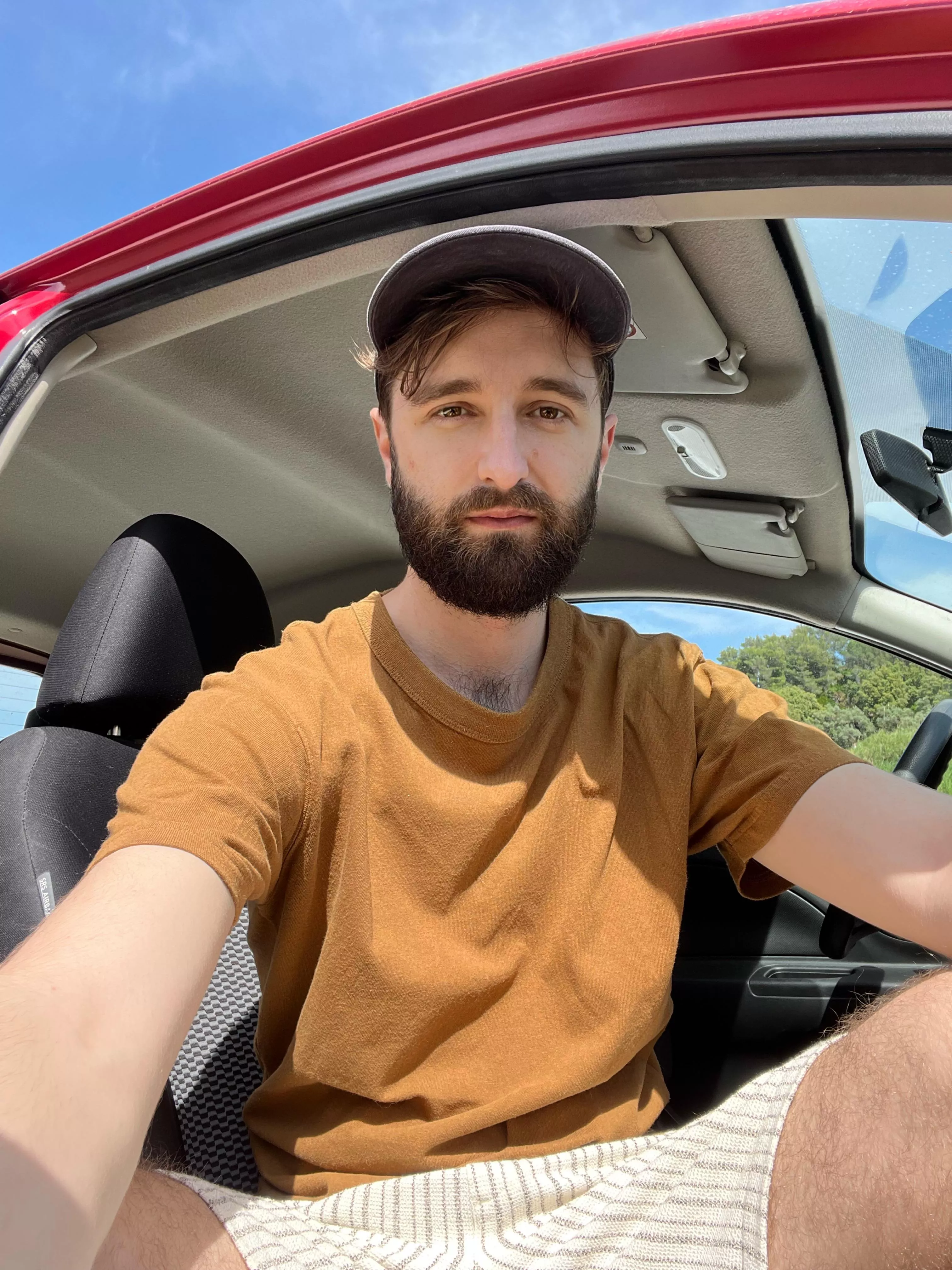 Always self concious about the chest hair coming out of the tshirt neckline 🙄 posted by thatguyhuh