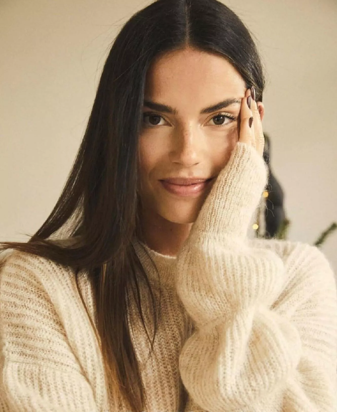 Andjela Milanovic posted by qwer5r