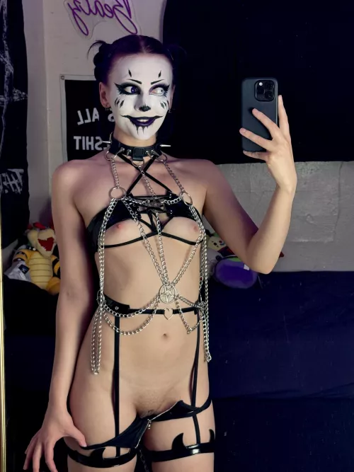 Be honest do you think you could handle me  by impossiblepig666