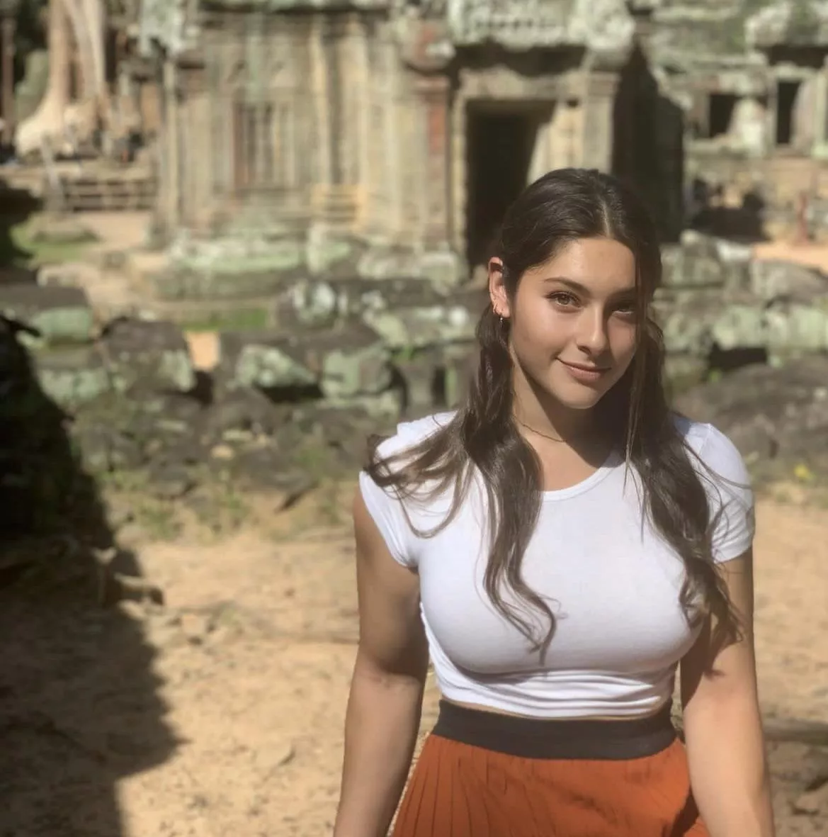 Brunette white shirt  posted by Serious_Ad8207