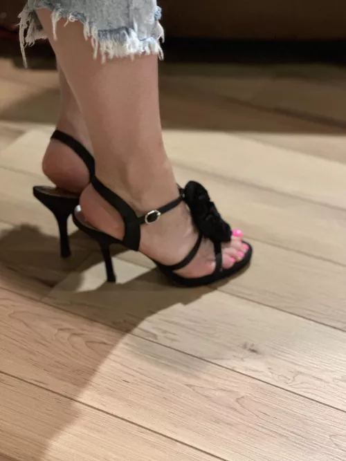 Date night heels! by FootMistressNatalie