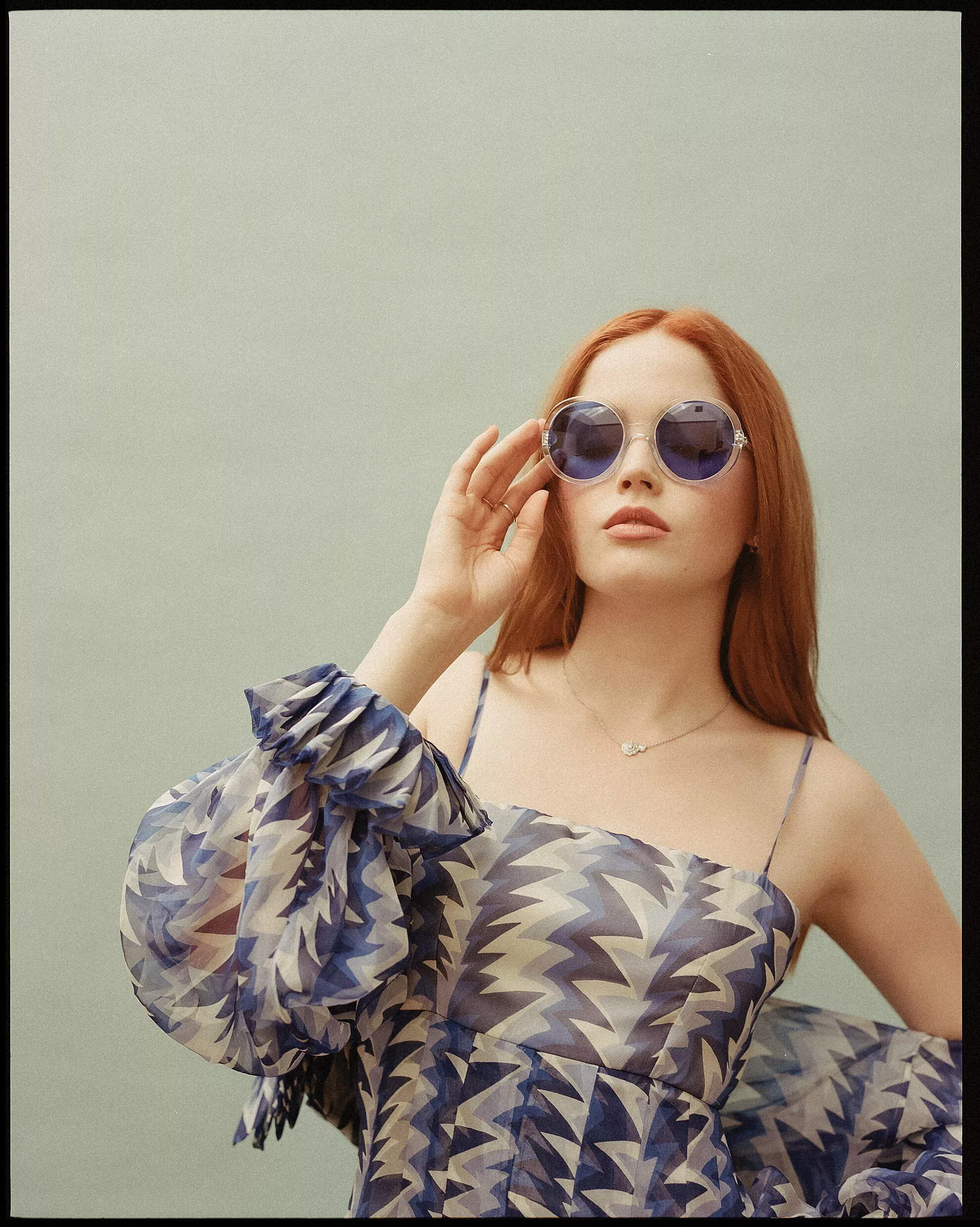 Ellie Bamber posted by Few-Sock1579