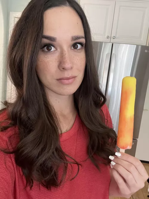 My hair turned out good today despite the humidity. by AlanaAraya