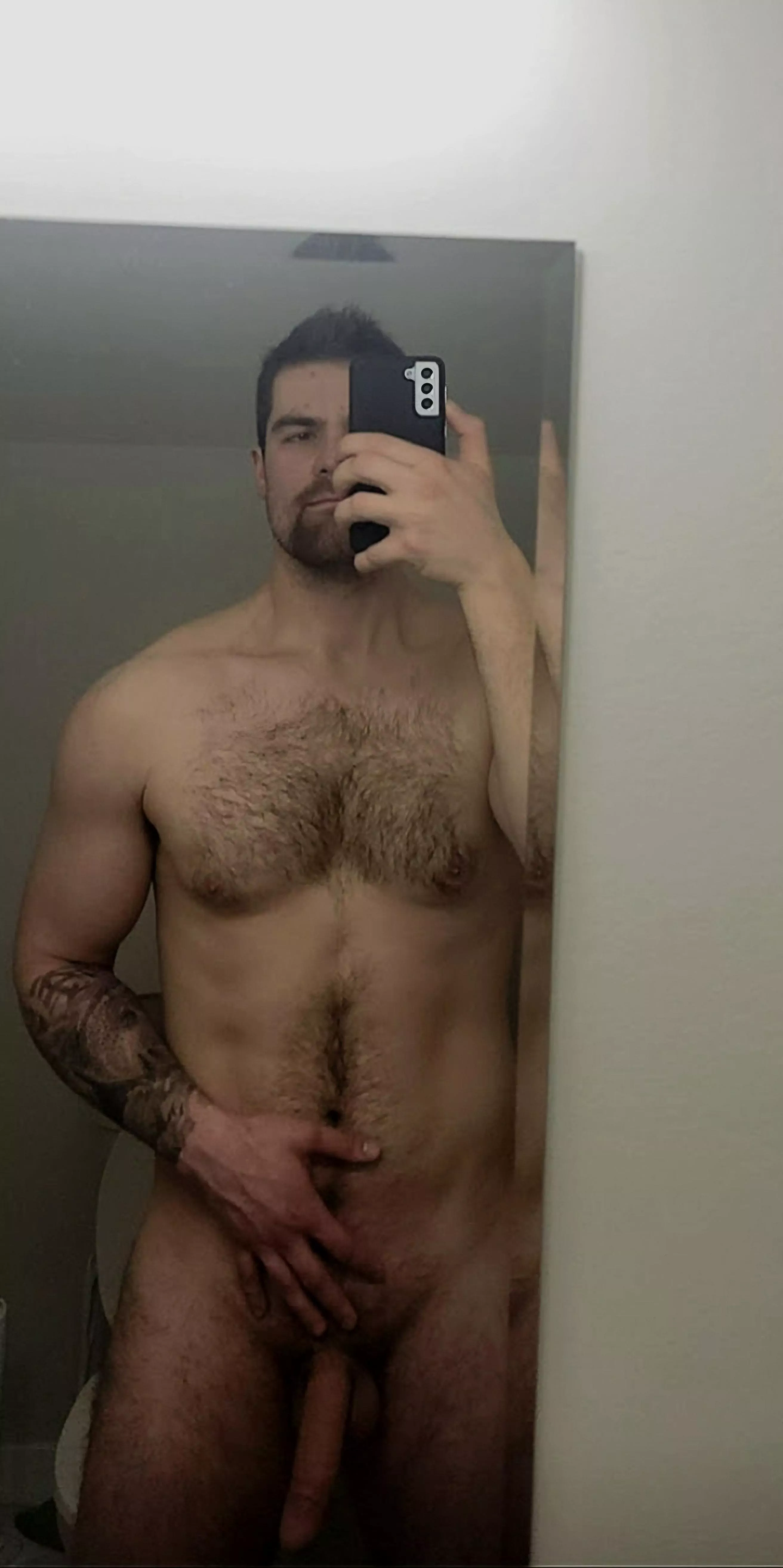 Showing it all(32) posted by eMPtY122