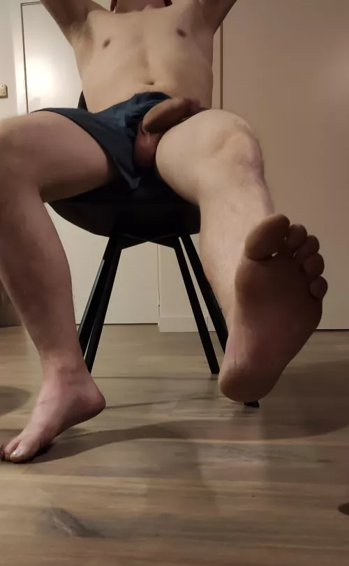 Something is poking out by Imaginary_Potatoes