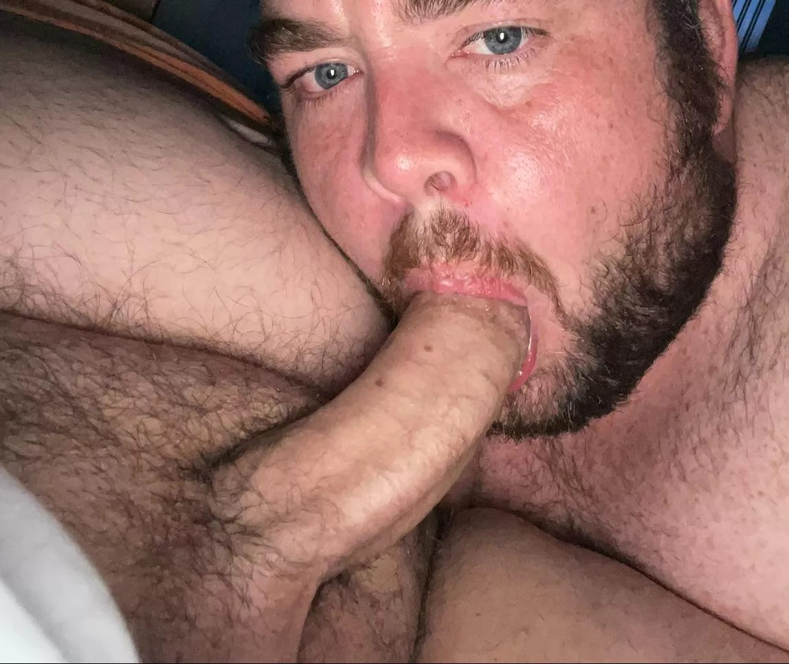 Sucking cock is a hobby posted by MrBottoms90