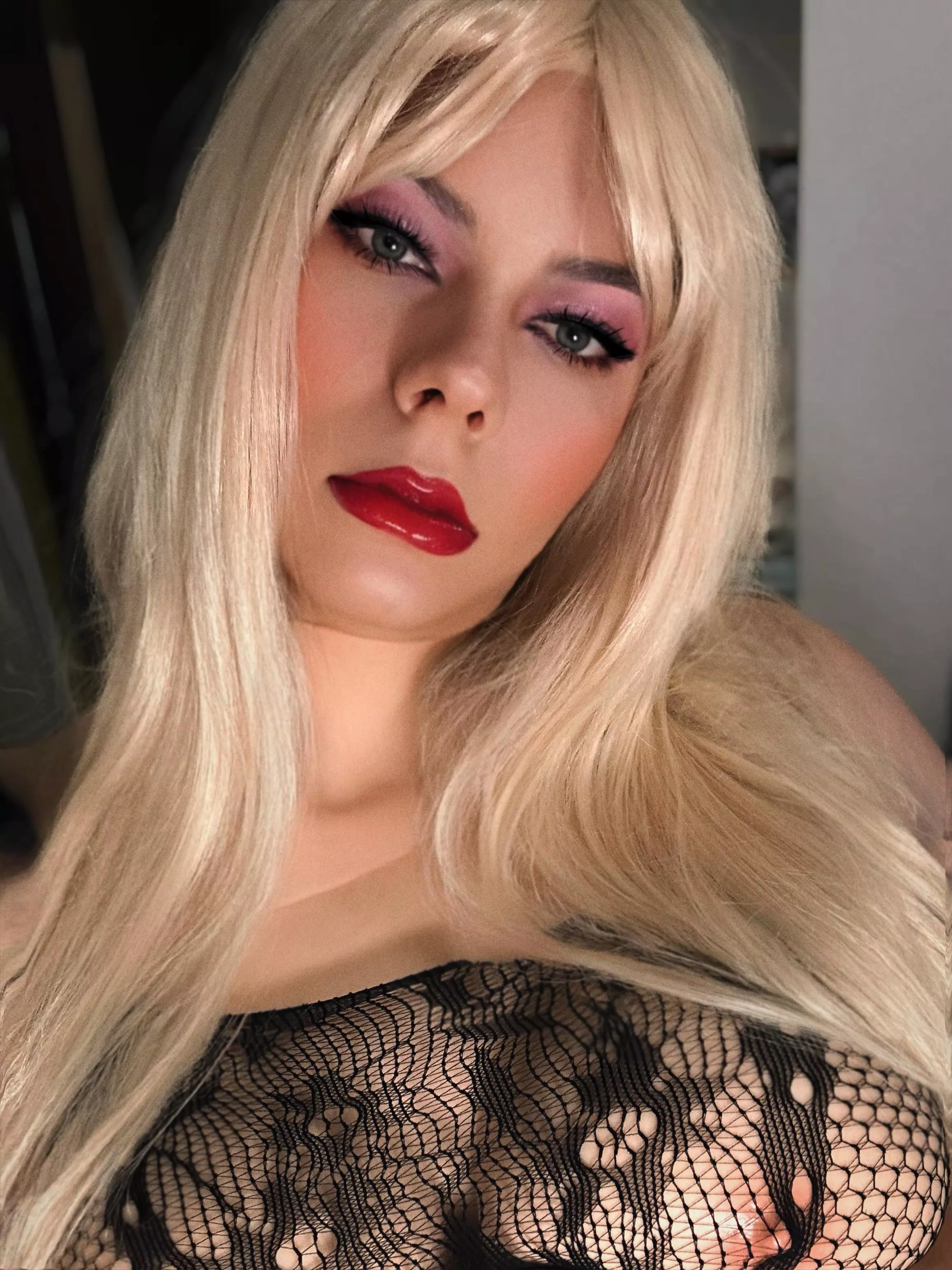 Sweet cherry lips 😍 posted by Ilikepink_69