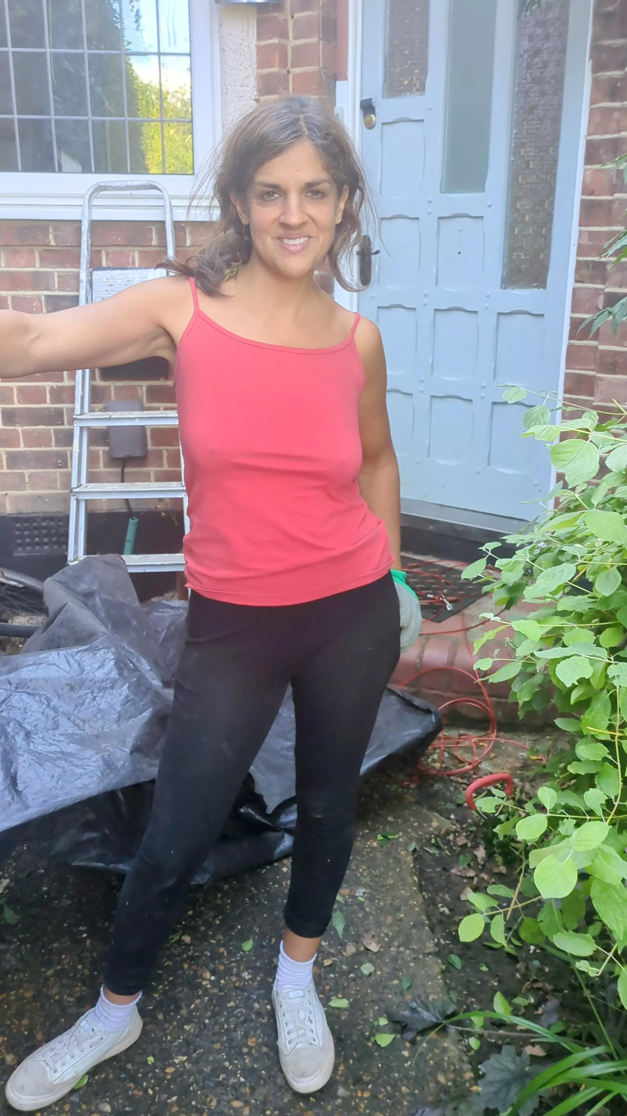 Wife without a bra posted by You_Inside_Me