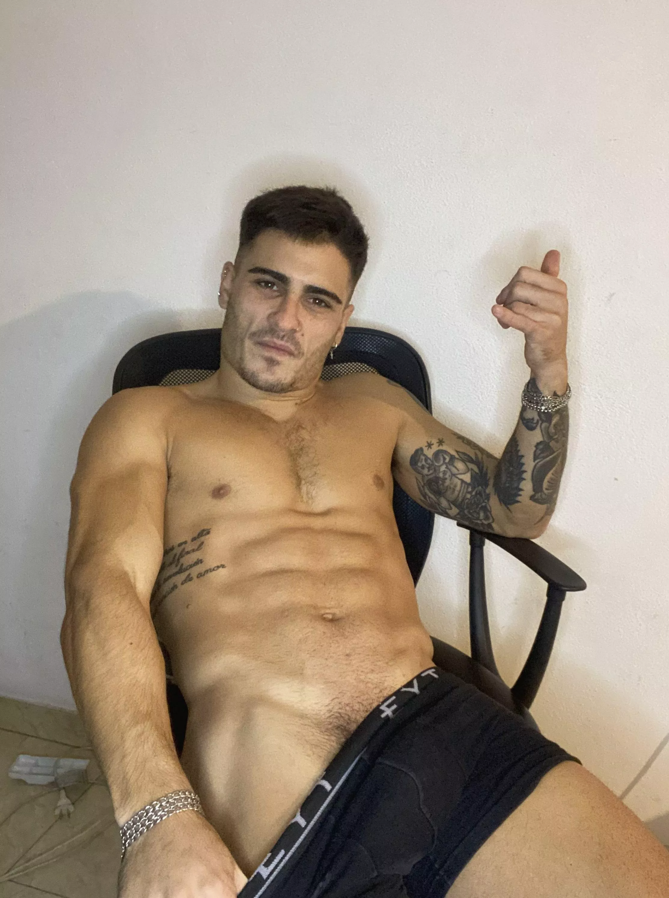 [24] hardly clothed, just for you posted by OlieTheKing