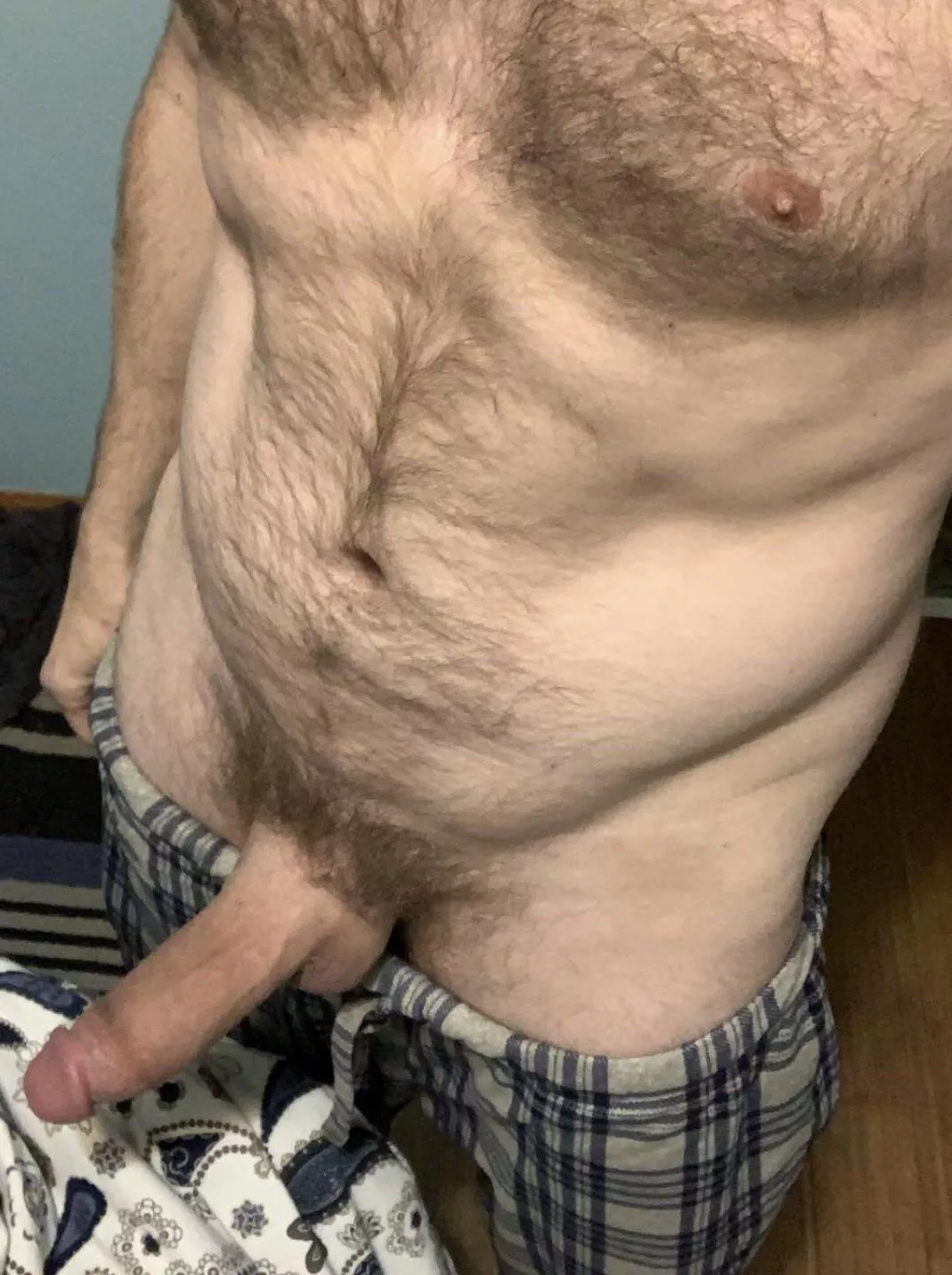 (39) just poking out  posted by GunnerTea