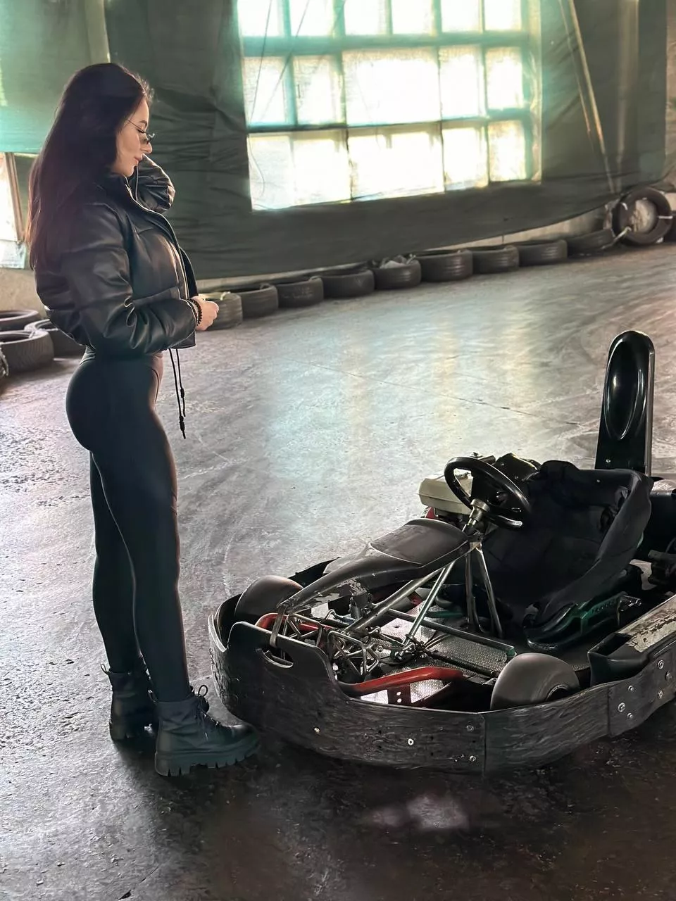 And today I'm on the drift go-kart, wearing my favorite leggings. Would you like to come with me? posted by YammiMammi