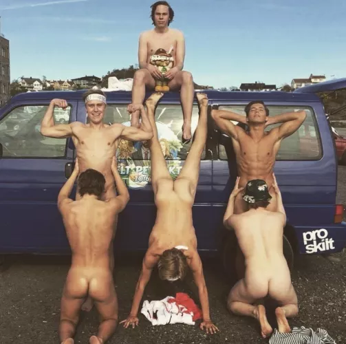 Bros having fun by maintotheman