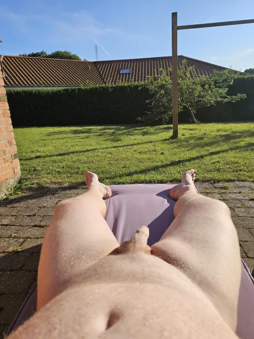 Can Someone please get me hard!  by ImportanceDue8432