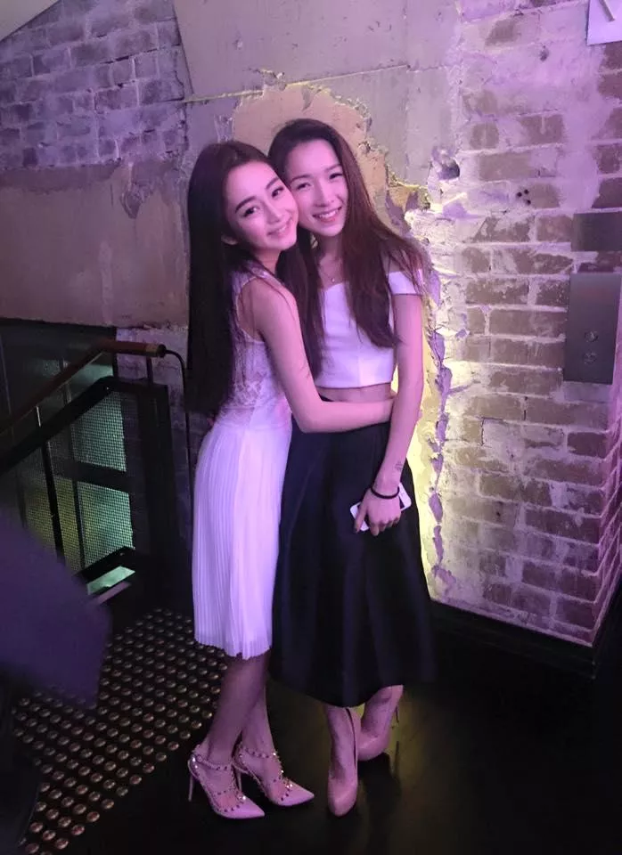 Choose one left or right to take to the club bathroom? posted by LarkInHut82