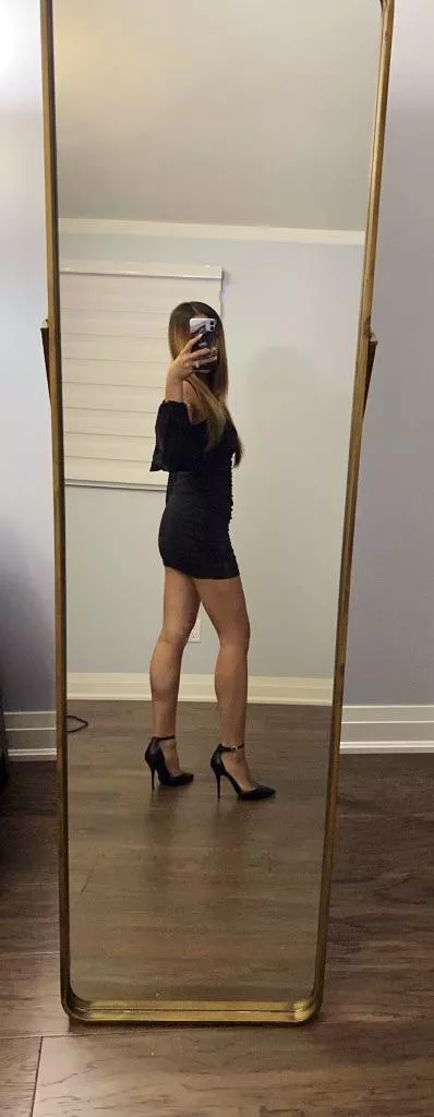 Does this tight dress show enough legs?  posted by Michelle_Jayde