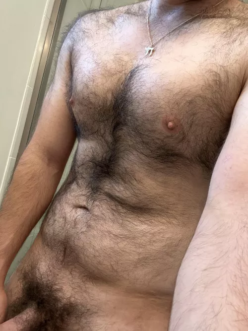 First time posting. Always thought otters are the hottest; but do I count as one? (37) by Long_Tonight8446