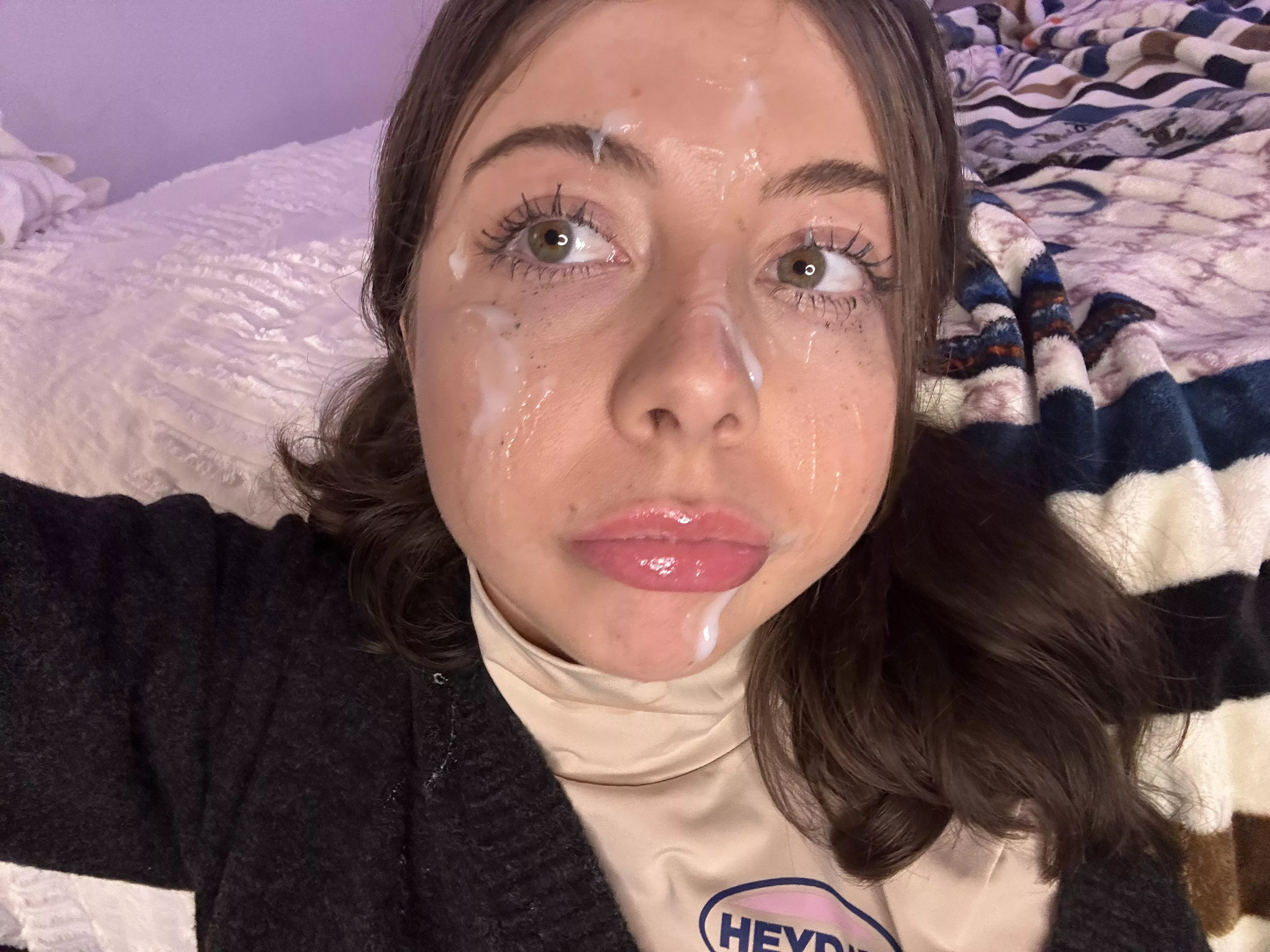 Glazed like a good girl  posted by wethrow123