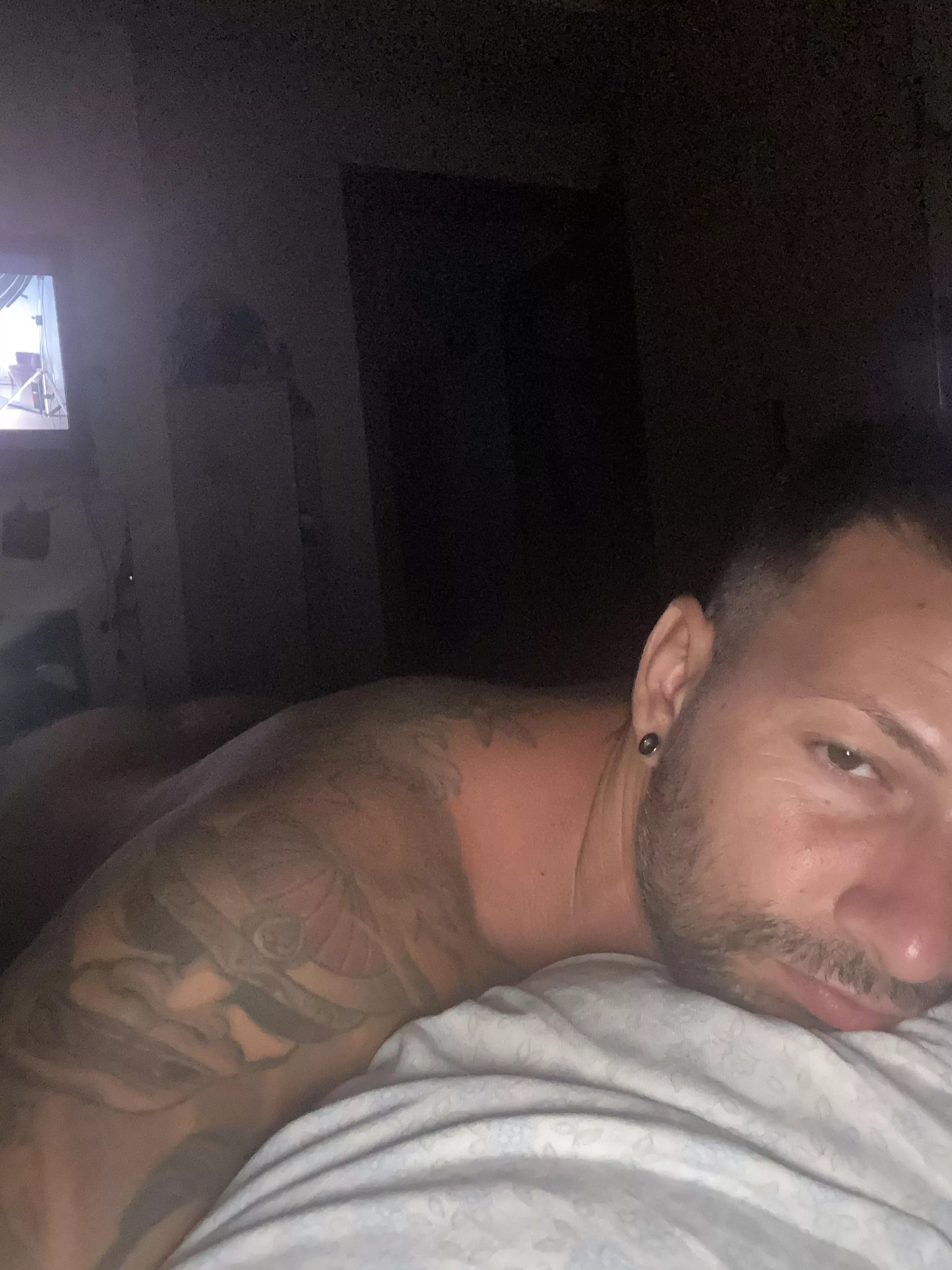 Good night❤️ posted by Goroasroma