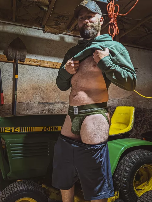 in the garage by hoitbs