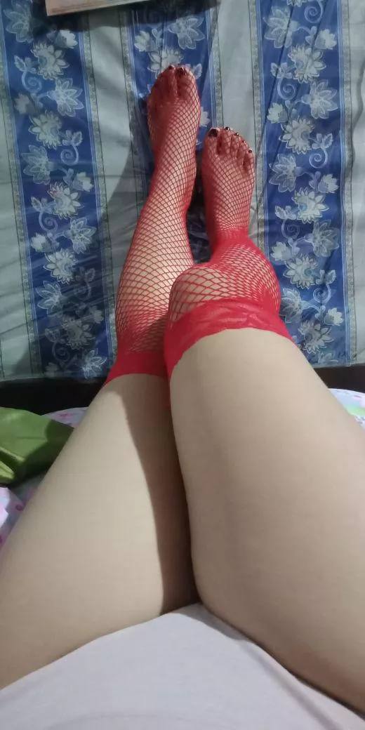 Lets cuddle for a while love posted by F33t_G00d355_