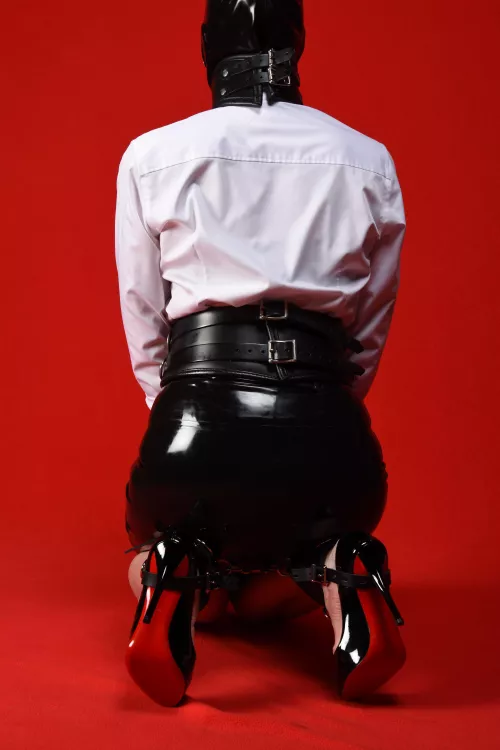 The view from behind.  by yourboundwife