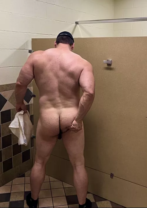 What’s the first thing you noticed? by MrBigDaddyBuff