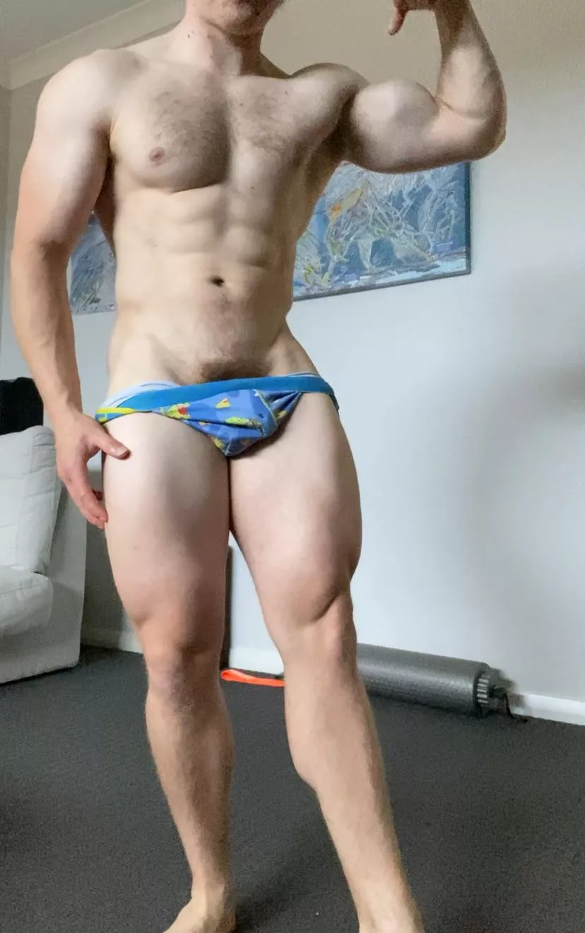 (24) Do you mind if I flex in front of you bro?  posted by Numerous-Good530