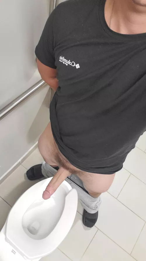 [25] Should I go Full Bush? by notshyguy24