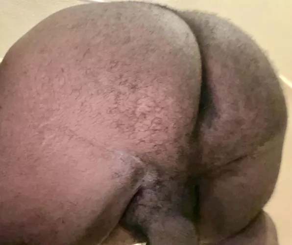 25 vers chub; into hairy ass, chubs, daddy/older, gaymers and nerds, but all are welcome (21+ only) hmu @ jayyykeyyys by jayyykeyyys2