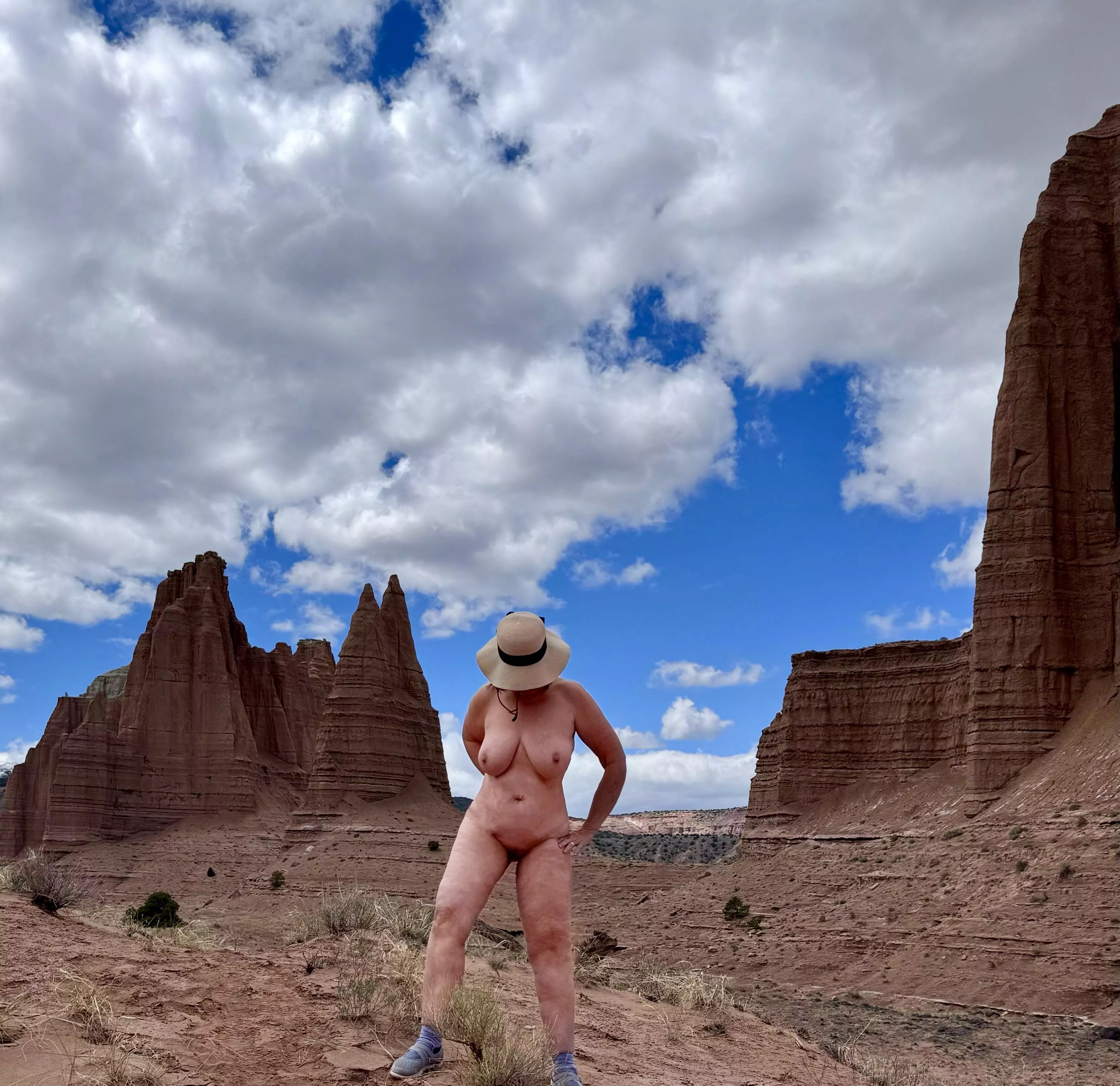 Between the Sun and the Moon posted by MrsDarling55